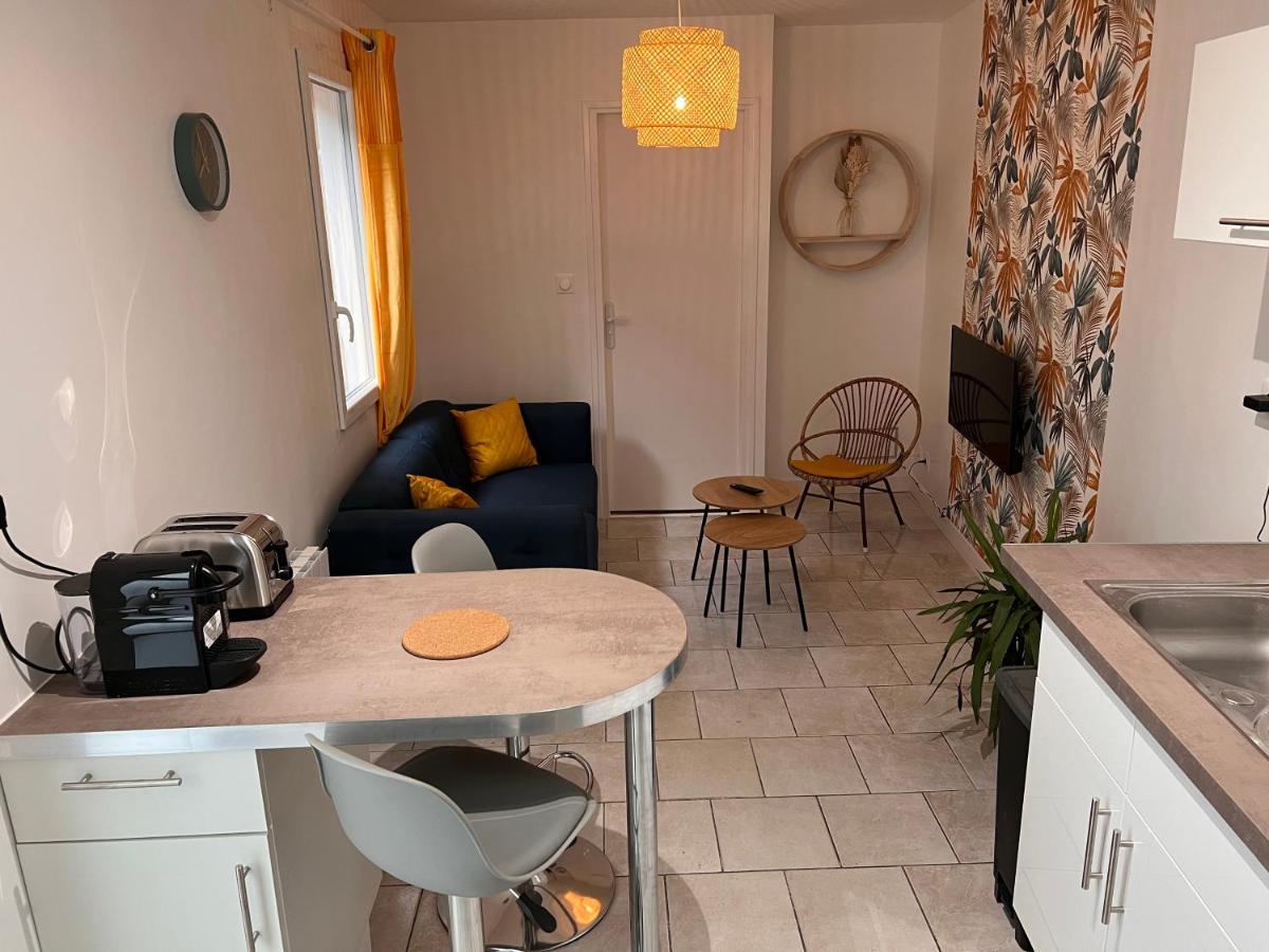 Yellowhouse - Teleworking- Wifi - Cosyhousebyjanna Châtellerault Exterior foto